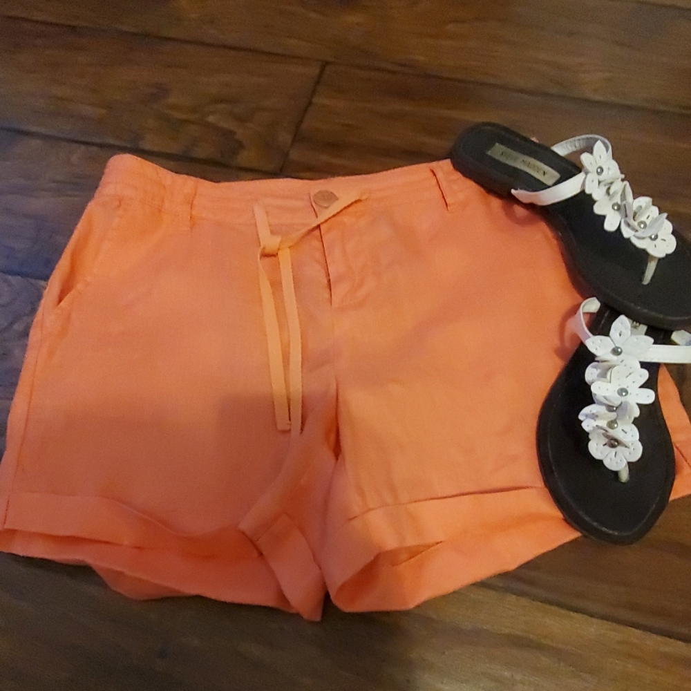 Linen shorts
